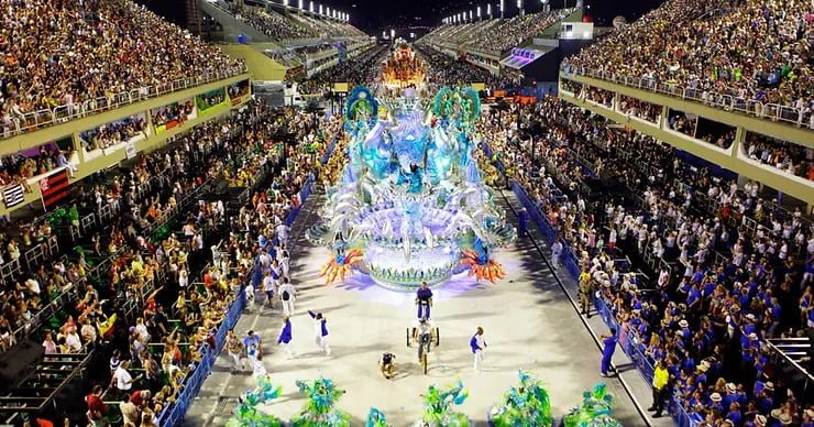 Carnaval-brasileiro-carnaval-do-rio-de-janeiro