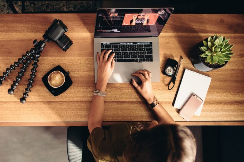 7 ideias de negócio para começar com pouco dinheiro e lucrar ainda em 2025 7-ideias-de-negócio-para-começar-com-pouco-dinheiro