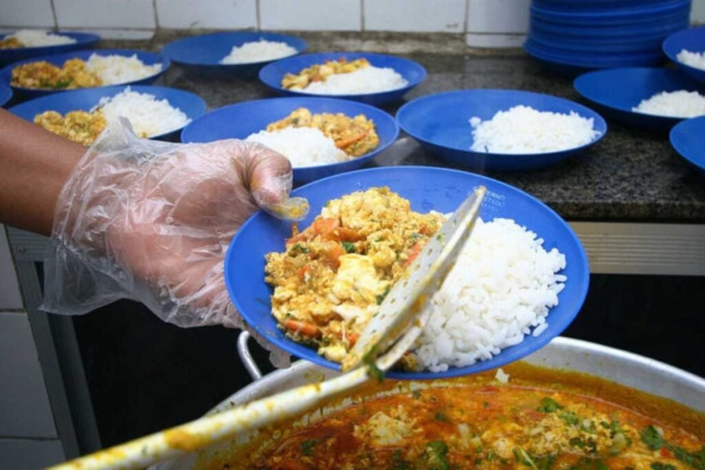 11 fatos que só quem estudou em escola pública nos anos 2000 vai lembrar escola-pública-anos-2000-2