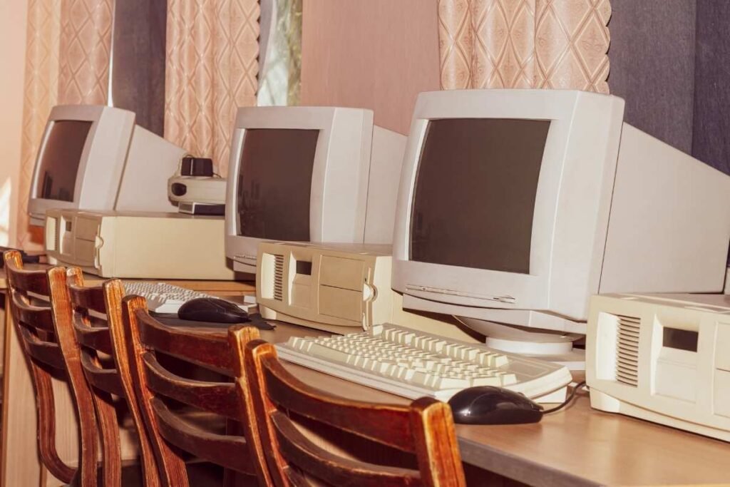 11 fatos que só quem estudou em escola pública nos anos 2000 vai lembrar Fonte Reprodução Adenilson Nunes-GOVBA