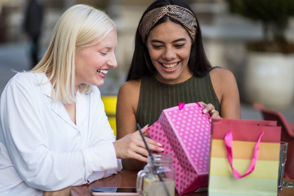 34 ideias de presente para amiga: sugestões criativas, estilosas e inesquecíveis presente-para-amiga