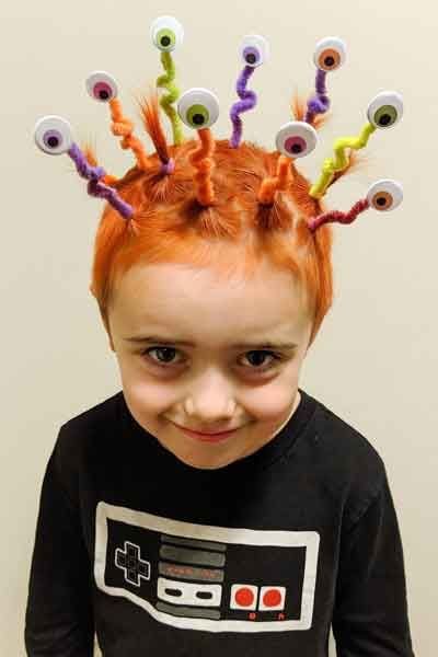 51 ideias de cabelo maluco para menino: da mais fácil à mais criativa cabelo-maluco-menino