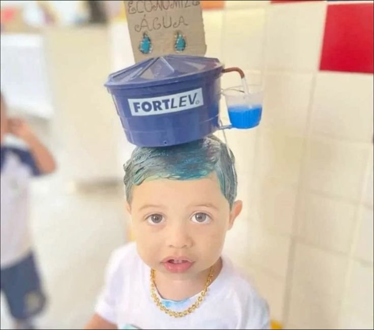 51 ideias de cabelo maluco para menino: da mais fácil à mais criativa cabelo-maluco-menino