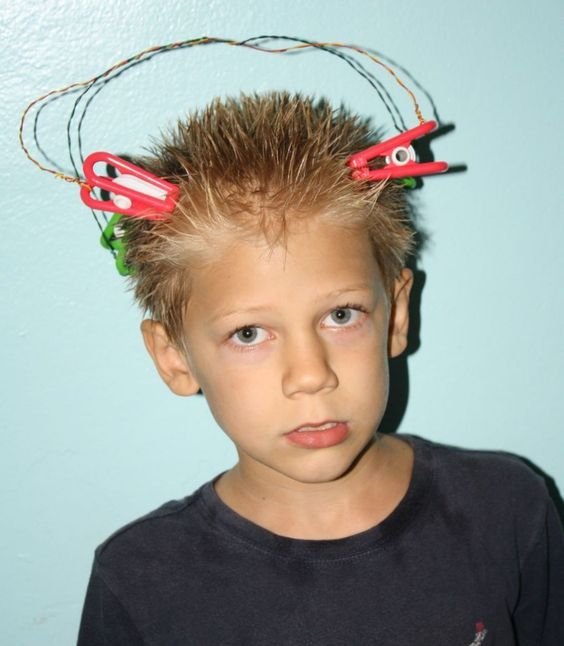 51 ideias de cabelo maluco para menino: da mais fácil à mais criativa cabelo-maluco-masculino