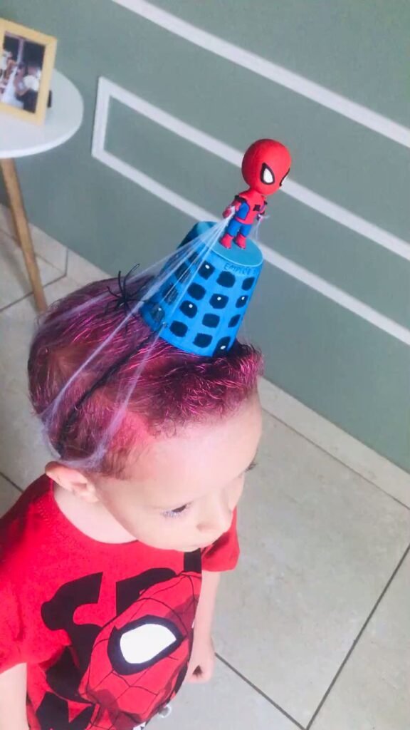 51 ideias de cabelo maluco para menino: da mais fácil à mais criativa cabelo-maluco-menino
